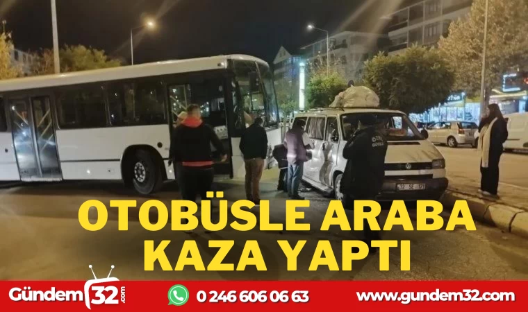 OTOBÜS ARABAYI SIKIŞTIRDI