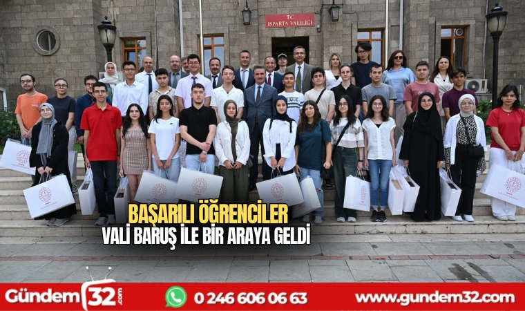 Başarılı Öğrenciler Vali Baruş İle Bir Araya Geldi