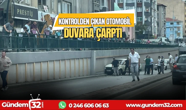 kontrolden çıkan otomobil duvara çarptı