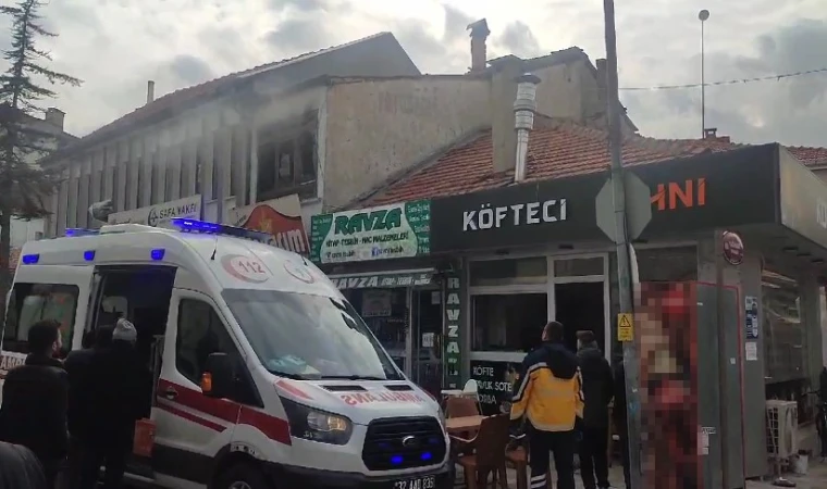 Isparta'da ev yangını itfaiye ekiplerince söndürüldü