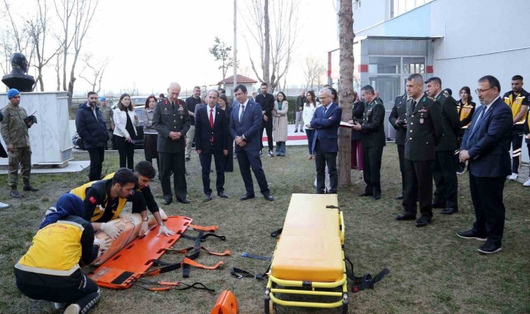 Isparta’da askeri yaralanmalara karşı simülasyonlu eğitim dönemi başladı