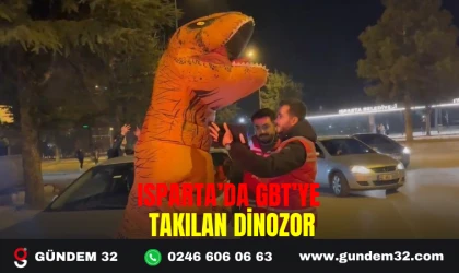 Isparta’da GBT’ye takılan dinozor